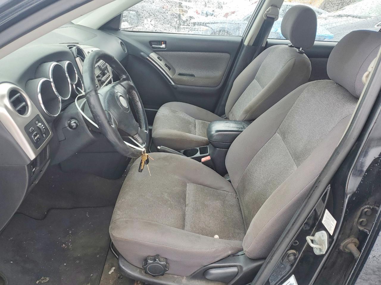 2003 TOYOTA COROLLA MATRIX XR photo 7