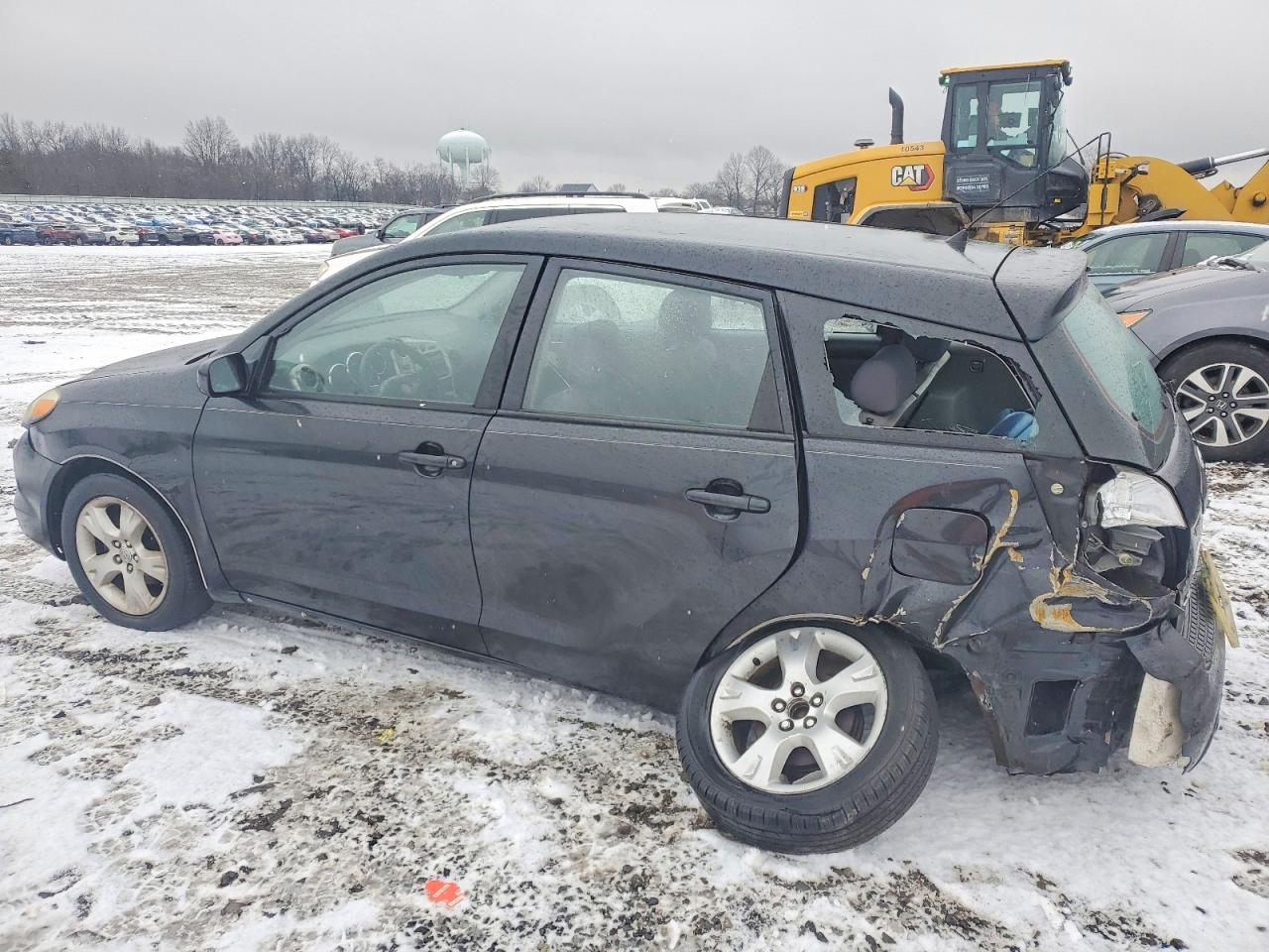 2003 TOYOTA COROLLA MATRIX XR photo 2