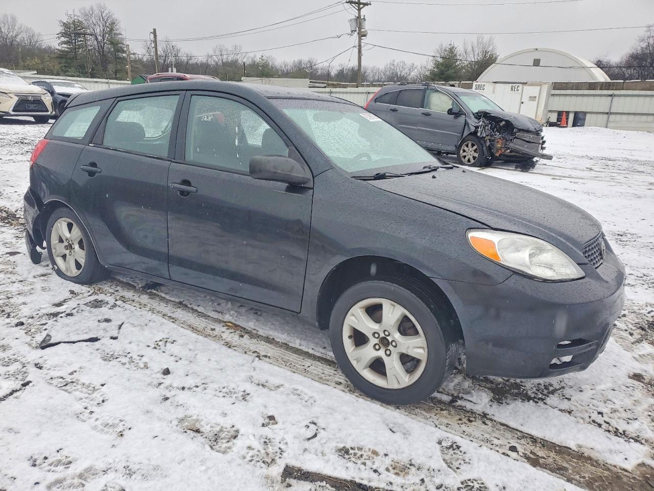 2003 TOYOTA COROLLA MATRIX XR photo 4