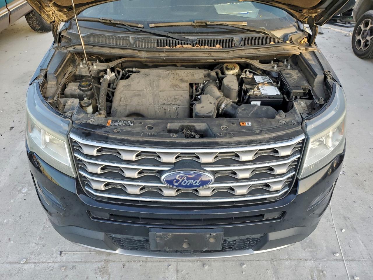 2016 FORD EXPLORER XLT photo 21