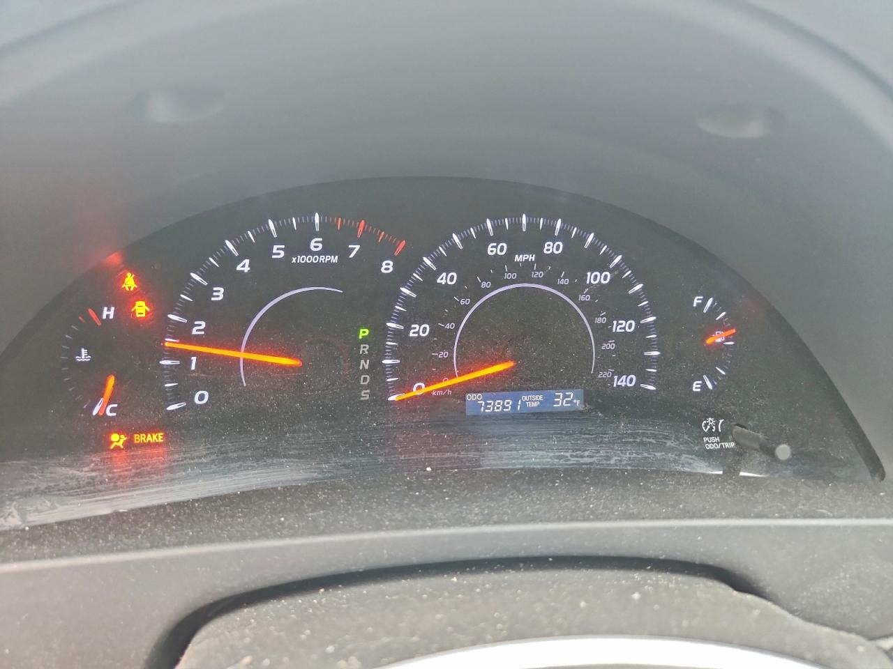 2010 TOYOTA CAMRY BASE photo 17