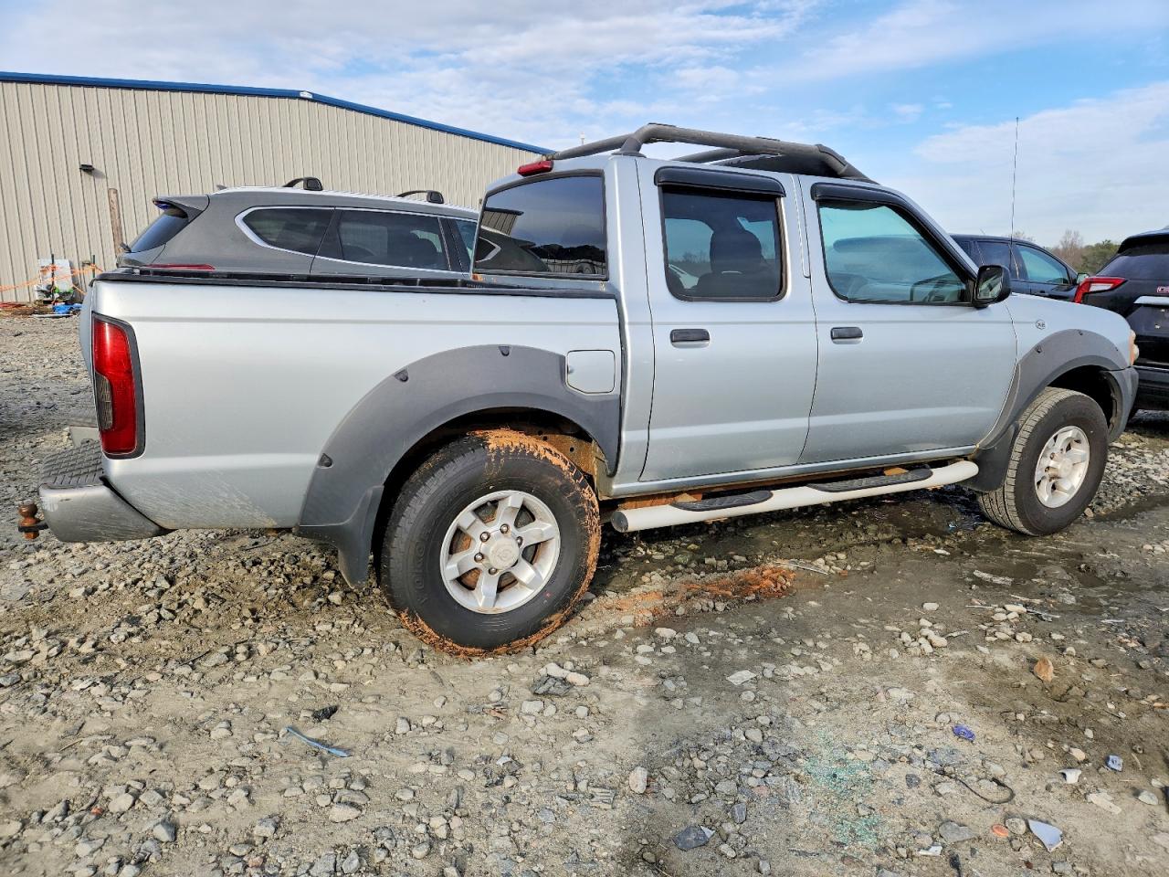 2001 NISSAN FRONTIER CREW CAB XE photo 5