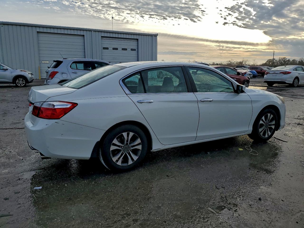 2013 HONDA ACCORD LX photo 7