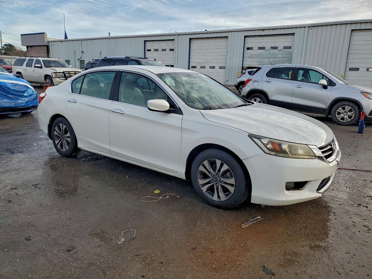 2013 HONDA ACCORD LX photo 10