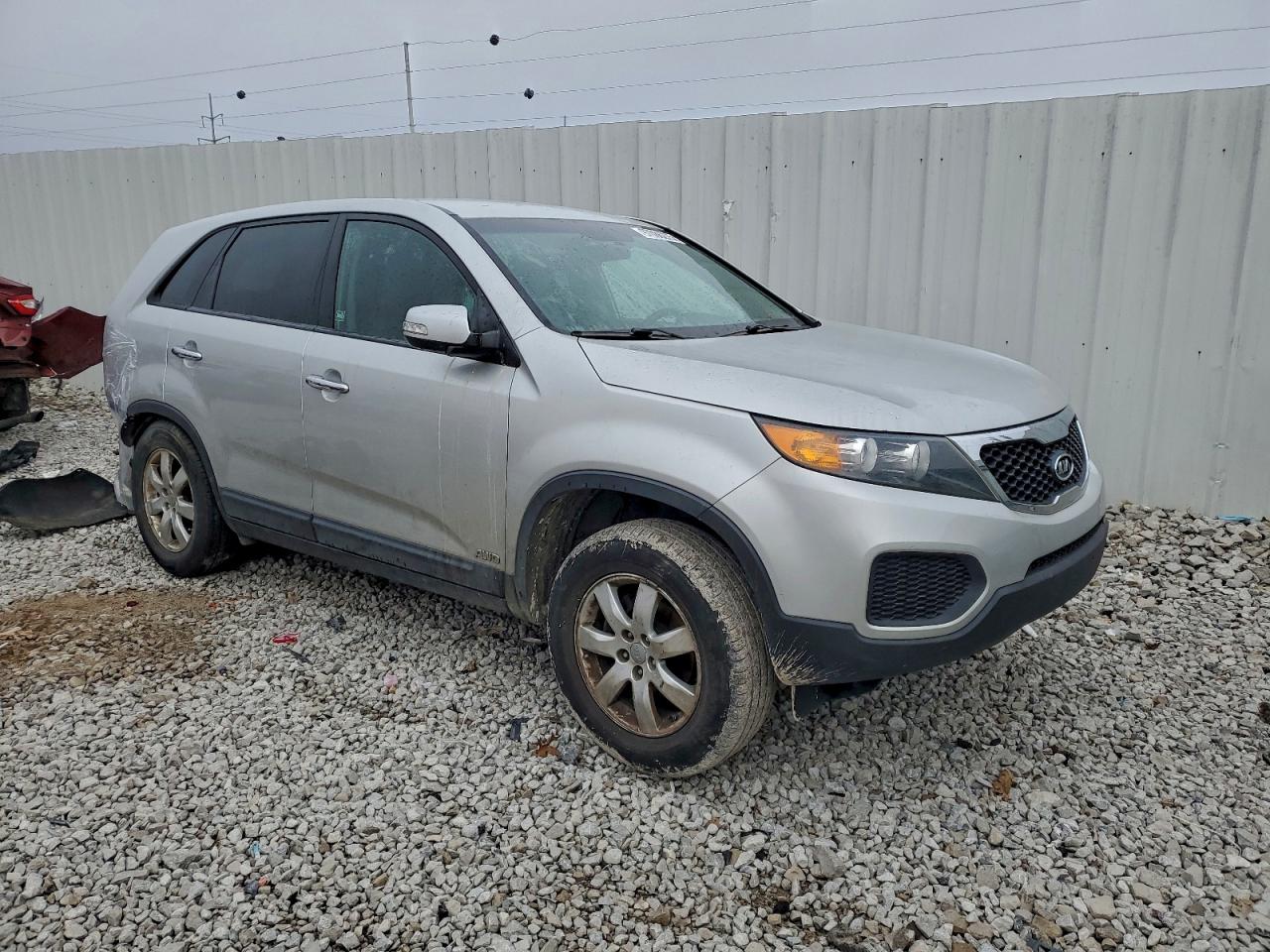 2013 KIA SORENTO LX photo 4