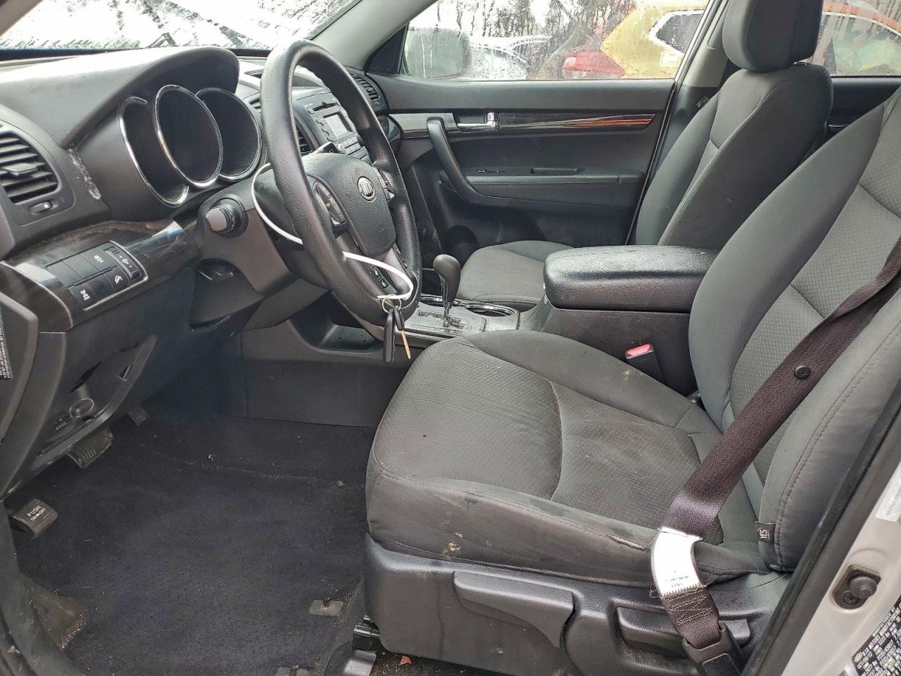 2013 KIA SORENTO LX photo 7