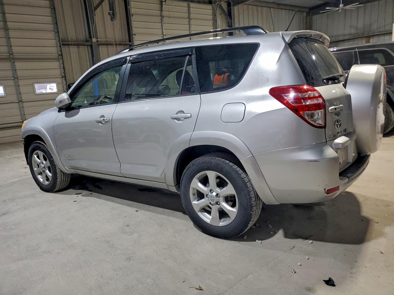 2010 TOYOTA RAV4 LIMITED photo 2