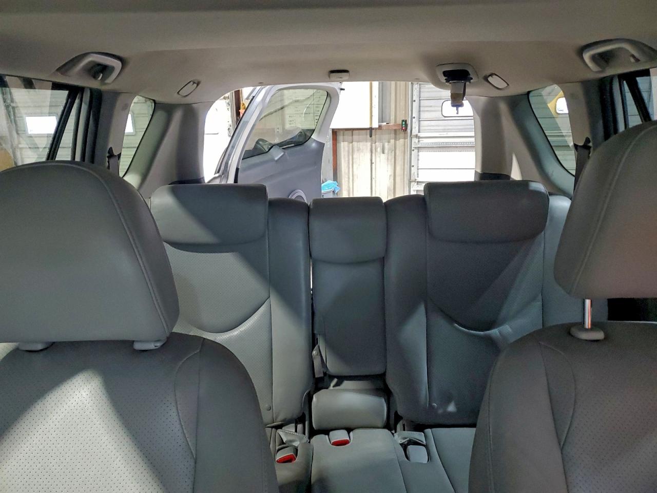 2010 TOYOTA RAV4 LIMITED photo 10