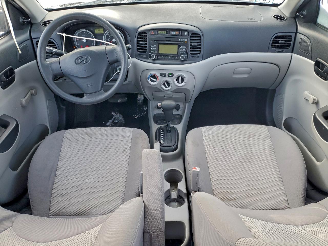 2009 HYUNDAI ACCENT GLS photo 8