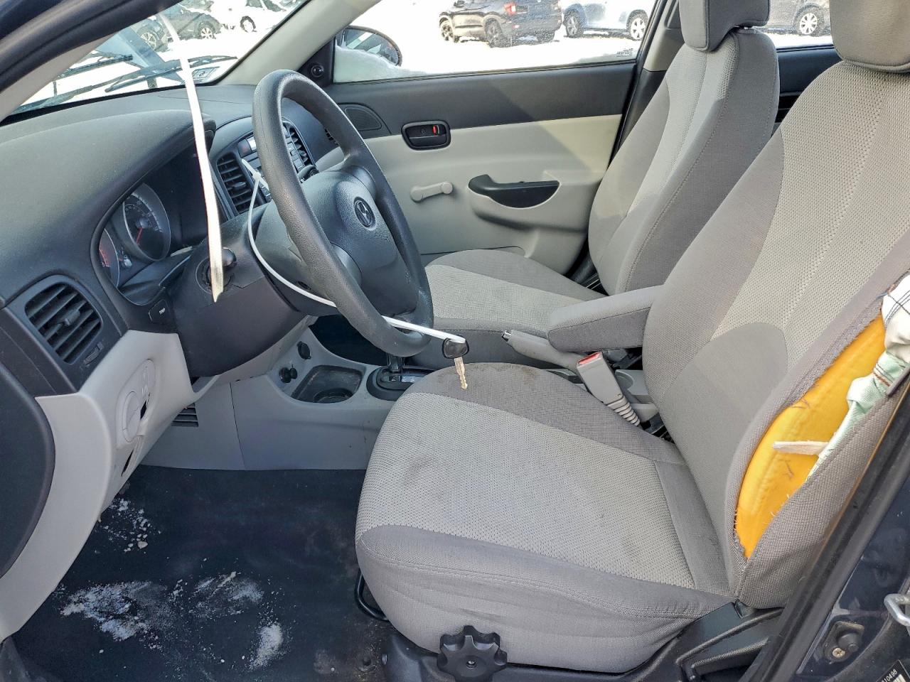 2009 HYUNDAI ACCENT GLS photo 7