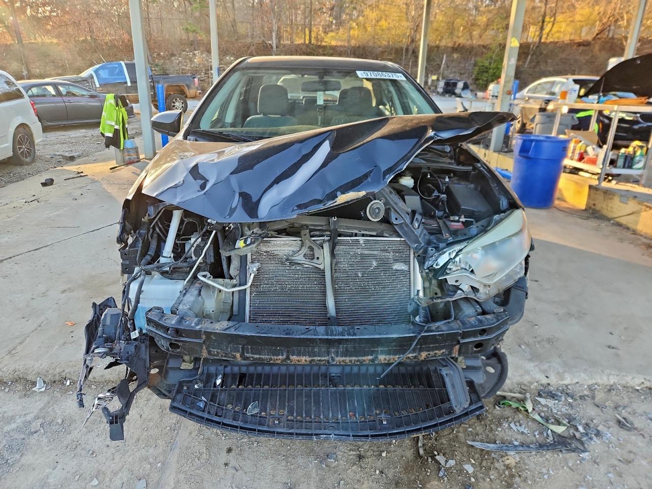 2015 TOYOTA COROLLA L photo 5