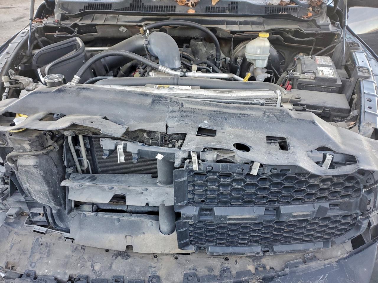 2015 RAM 1500 ST photo 21