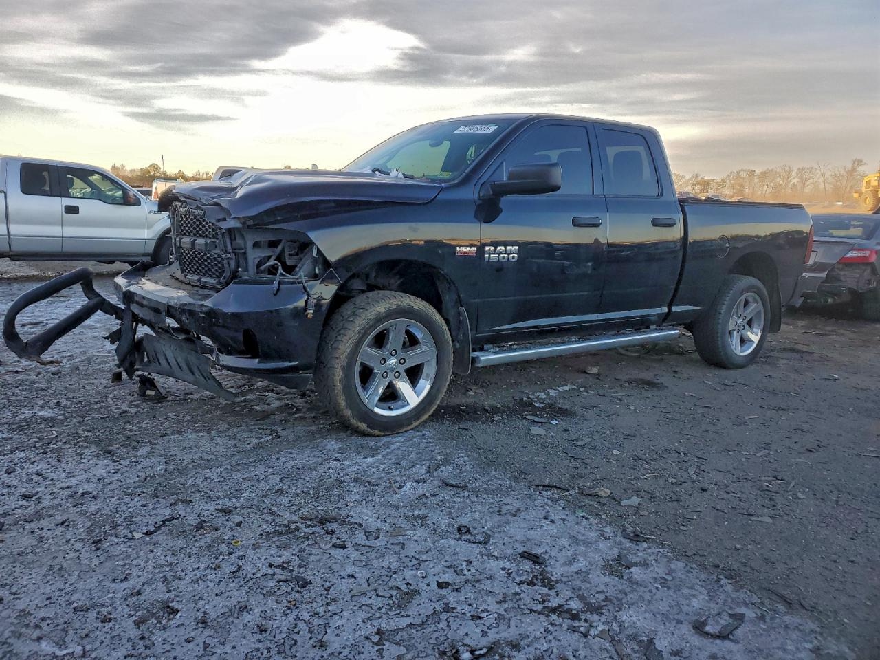 2015 RAM 1500 ST photo 2