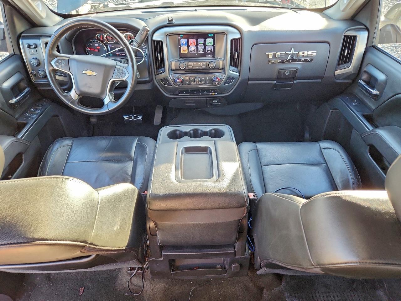 2017 CHEVROLET SILVERADO K1500 LT photo 8