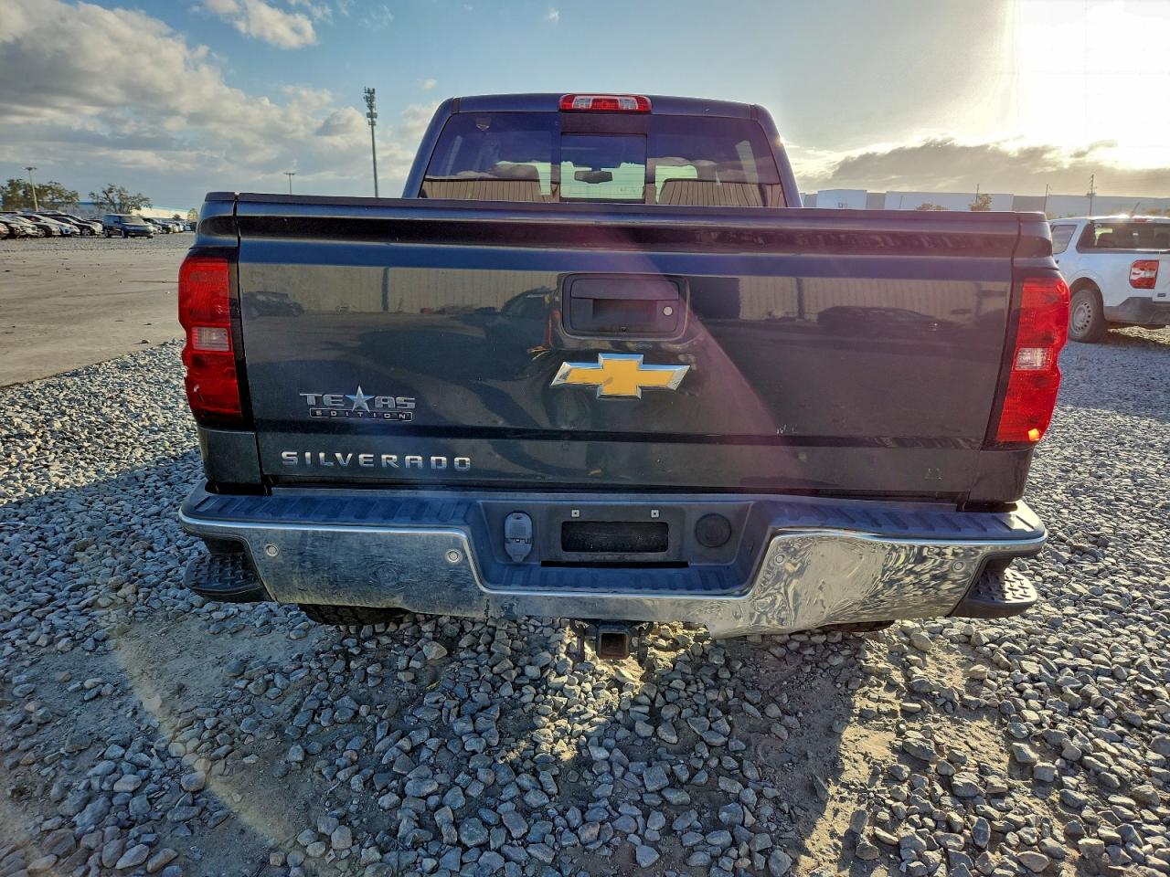 2017 CHEVROLET SILVERADO K1500 LT photo 6
