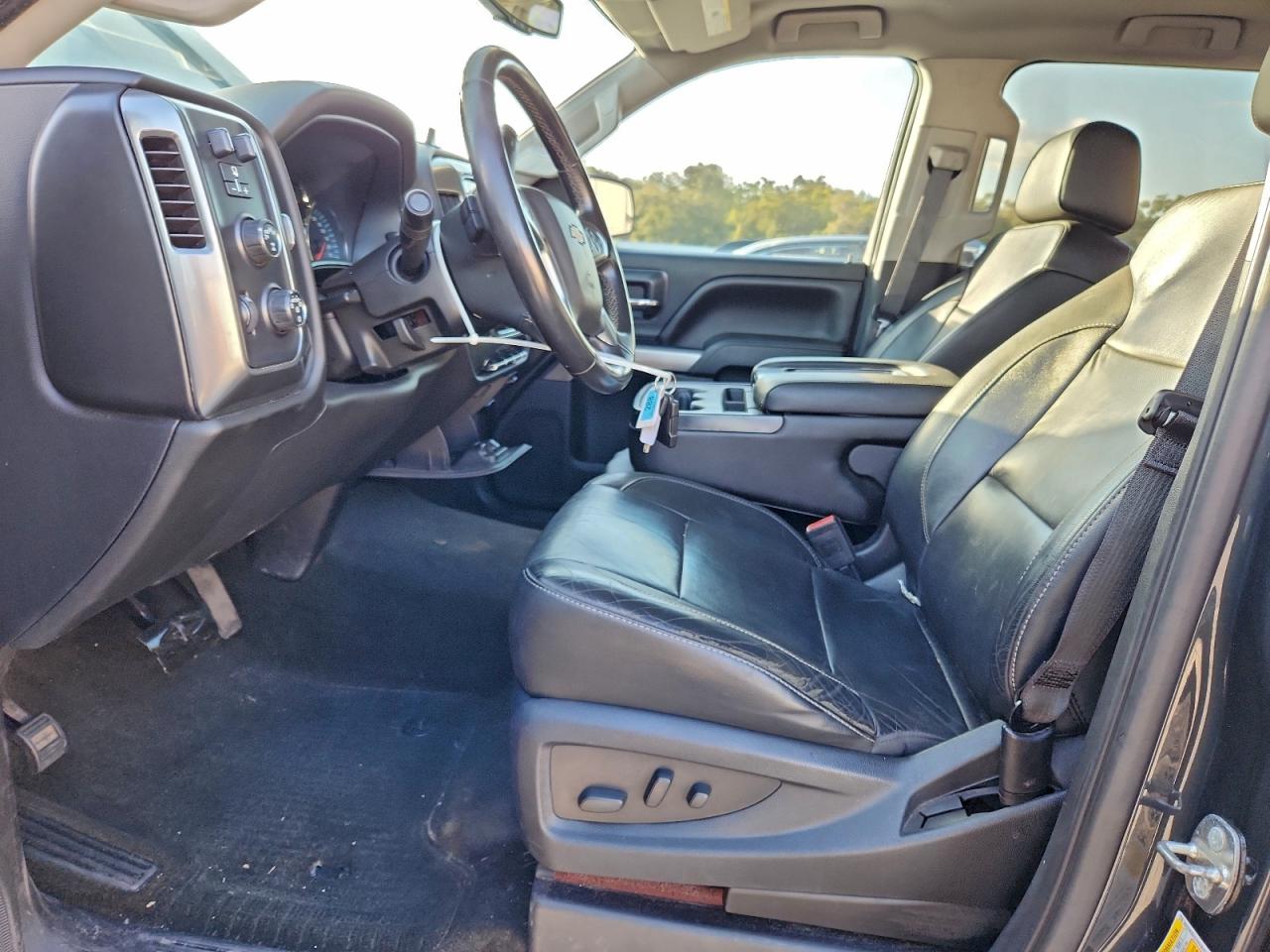 2017 CHEVROLET SILVERADO K1500 LT photo 7