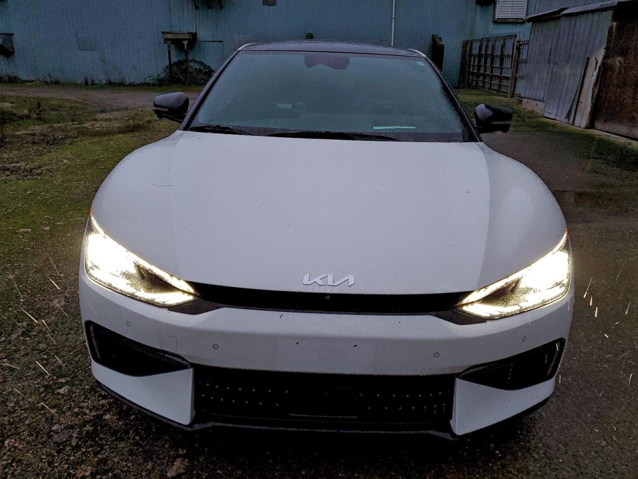 2024 KIA EV6 GT photo 9