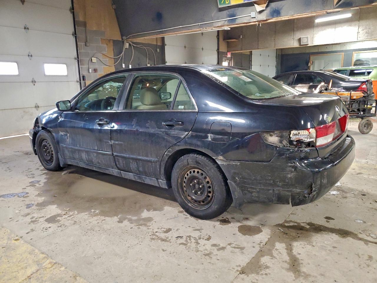 2003 HONDA ACCORD LX photo 4