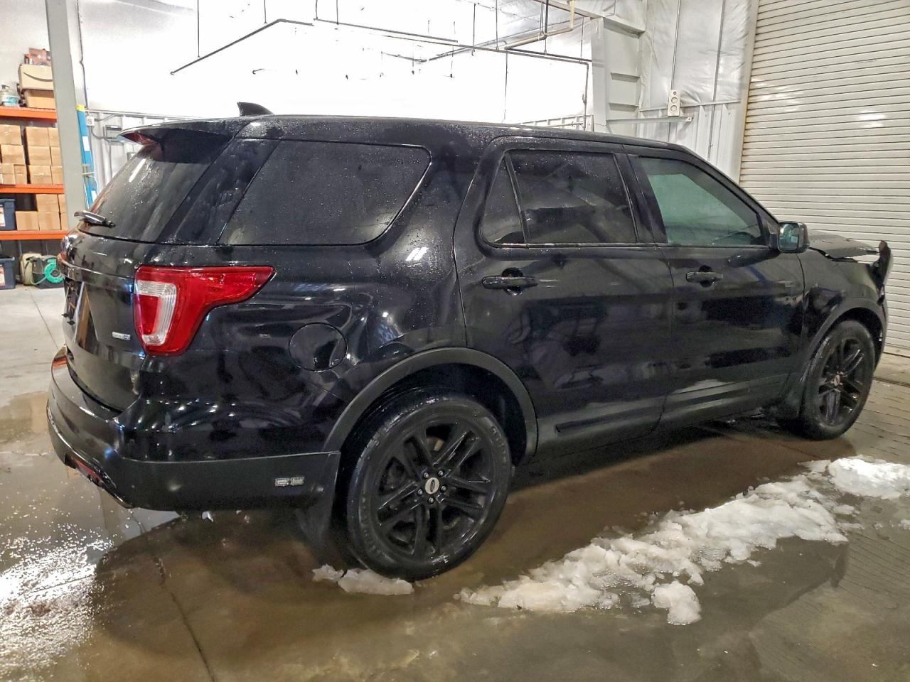 2016 FORD EXPLORER XLT photo 3