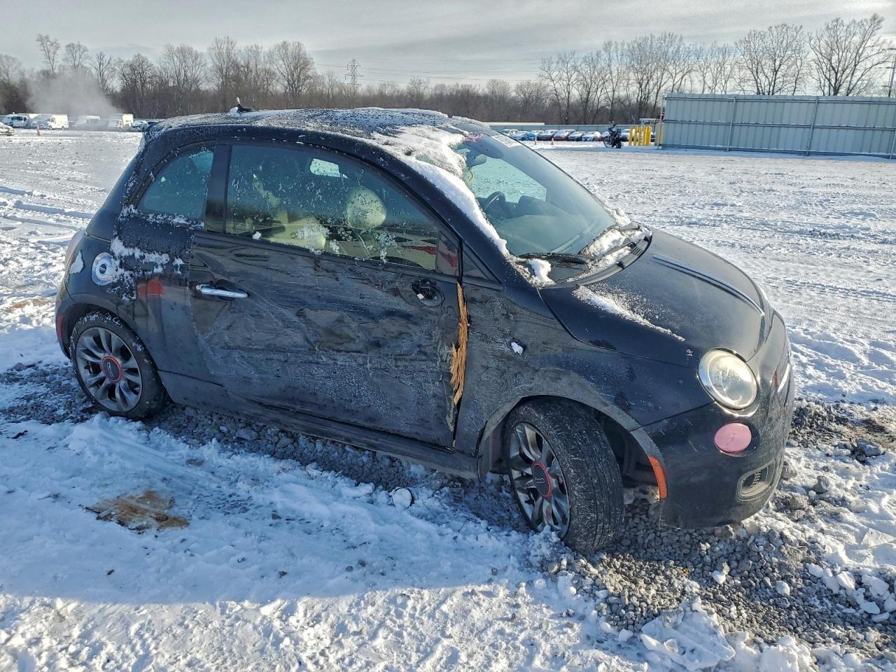 2015 FIAT 500 SPORT photo 4