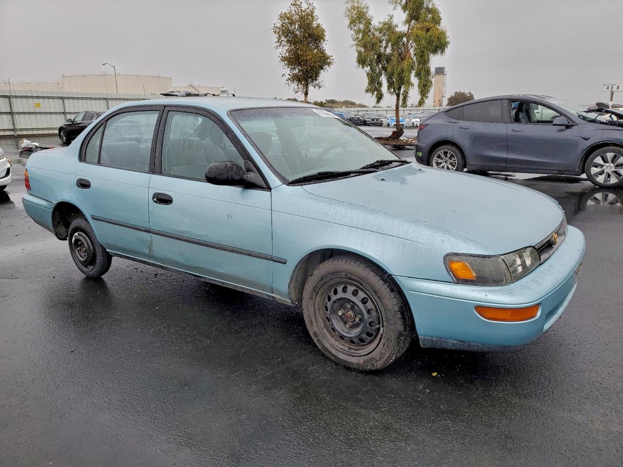 1995 TOYOTA COROLLA LE photo 7