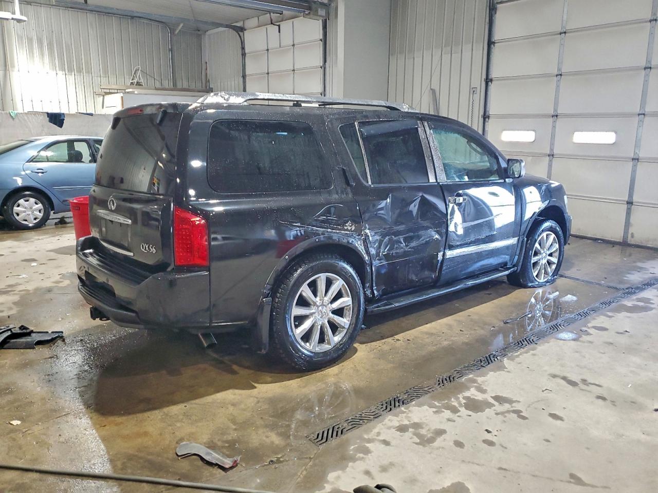 2008 INFINITI QX56 photo 7