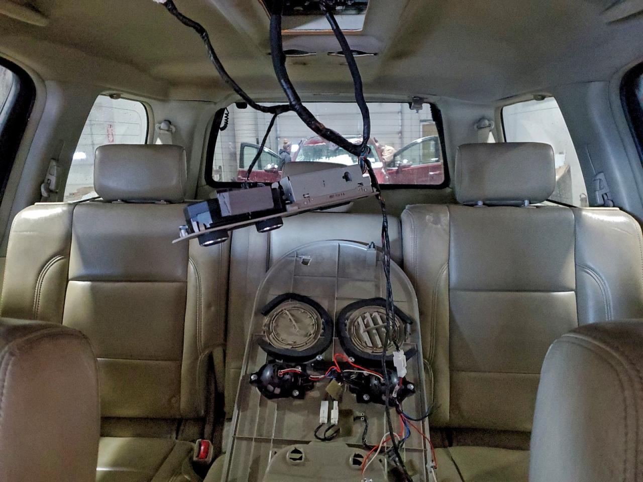2008 INFINITI QX56 photo 28