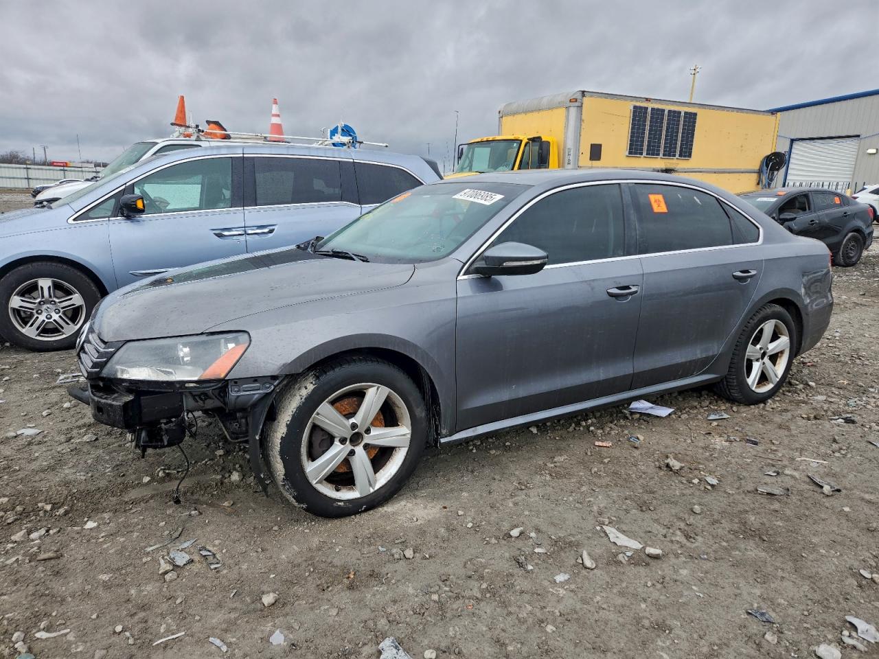 2012 VOLKSWAGEN PASSAT
