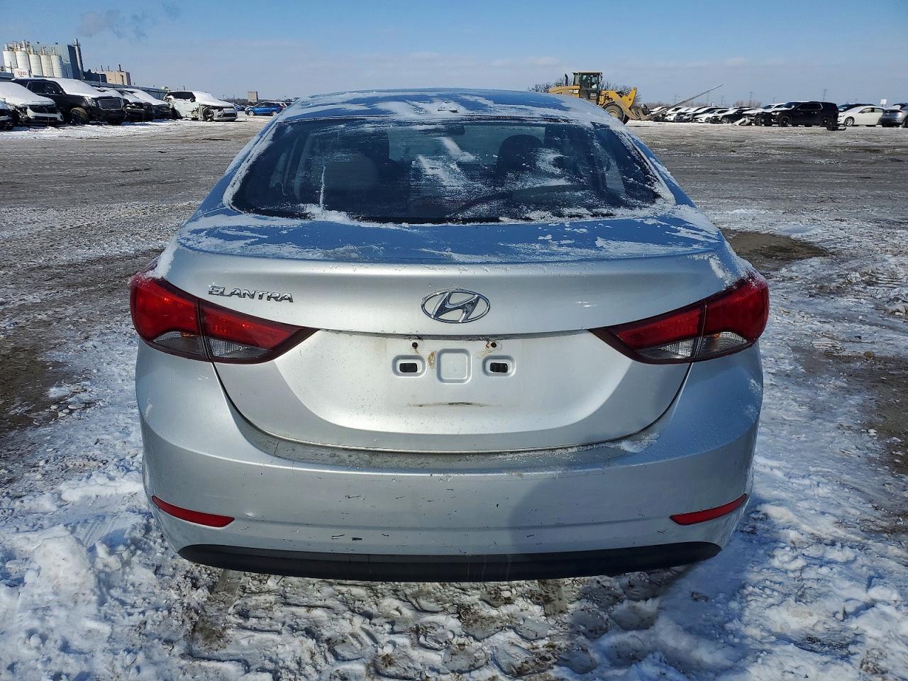 2016 HYUNDAI ELANTRA SE photo 6