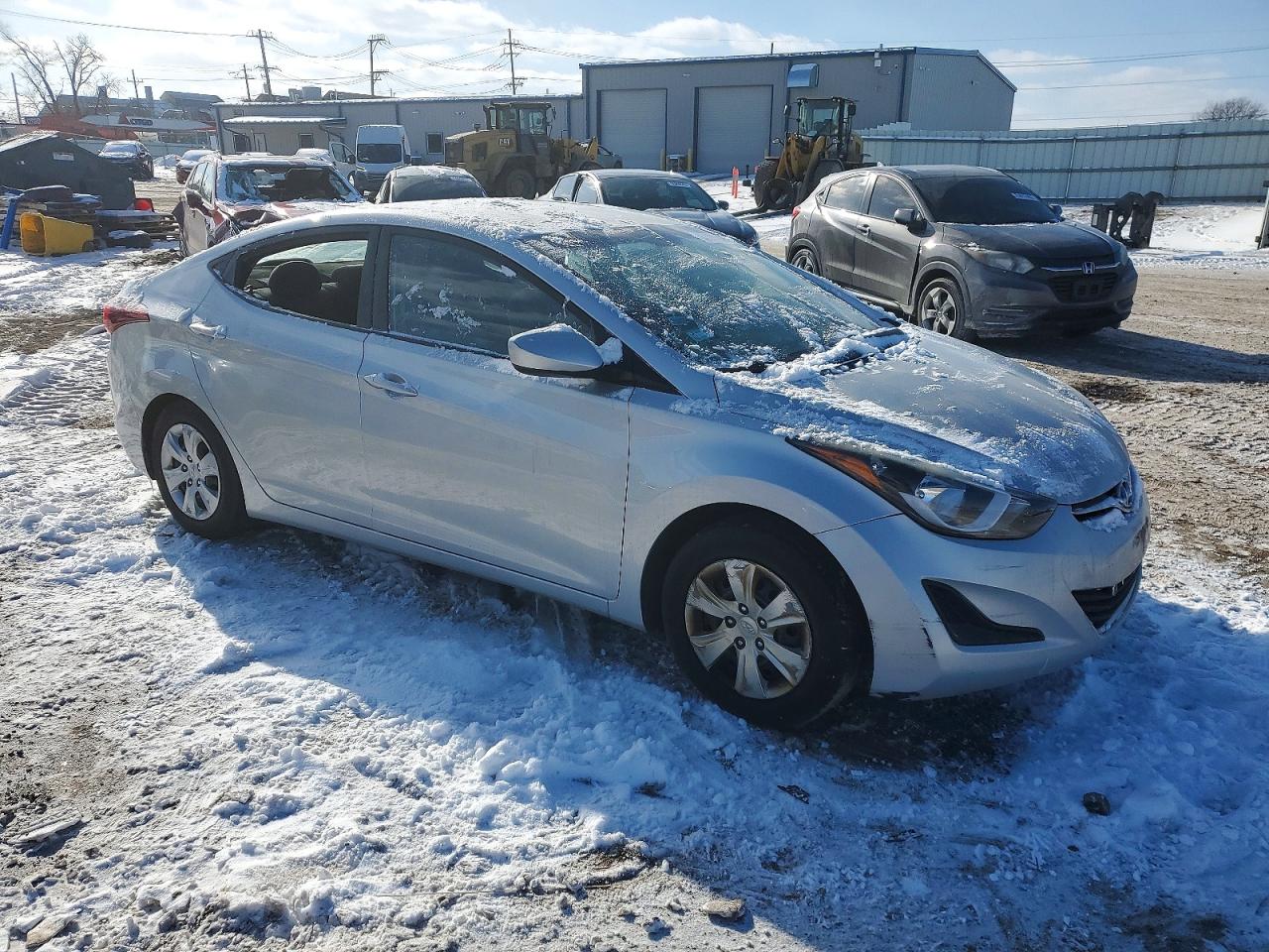 2016 HYUNDAI ELANTRA SE photo 4
