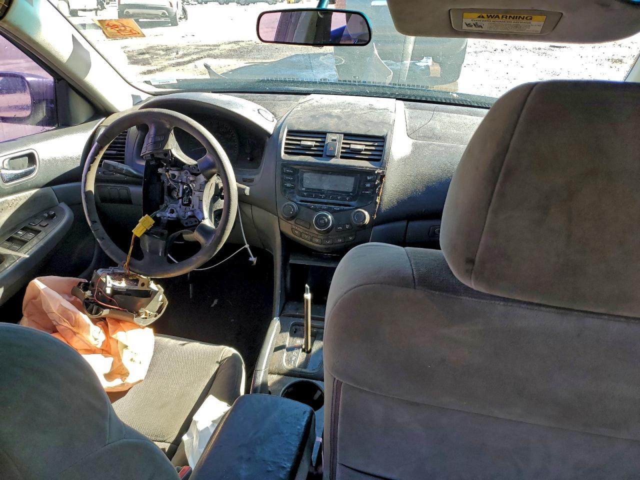 2004 HONDA ACCORD LX photo 22