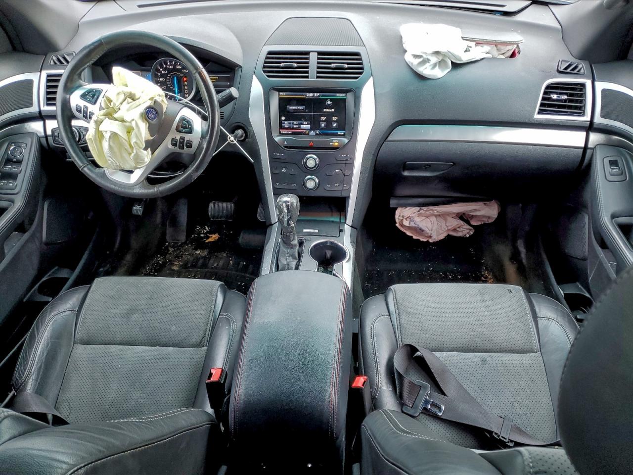 2015 FORD EXPLORER XLT photo 22
