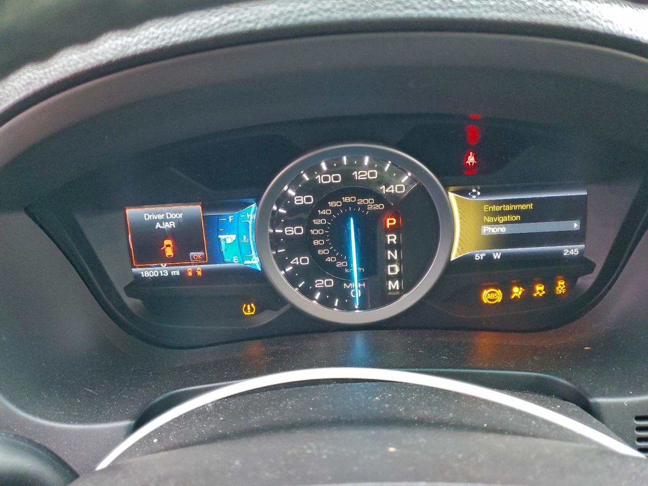 2015 FORD EXPLORER XLT photo 25