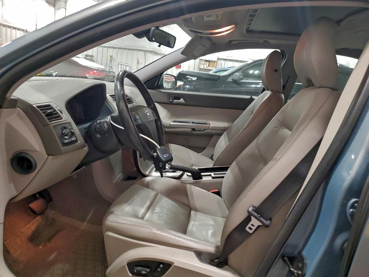 2008 VOLVO S40 2.4I photo 13