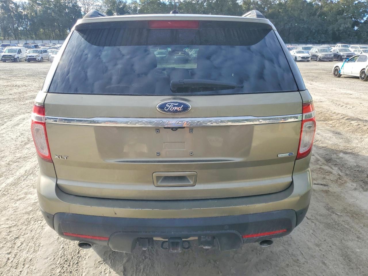 2013 FORD EXPLORER XLT photo 6