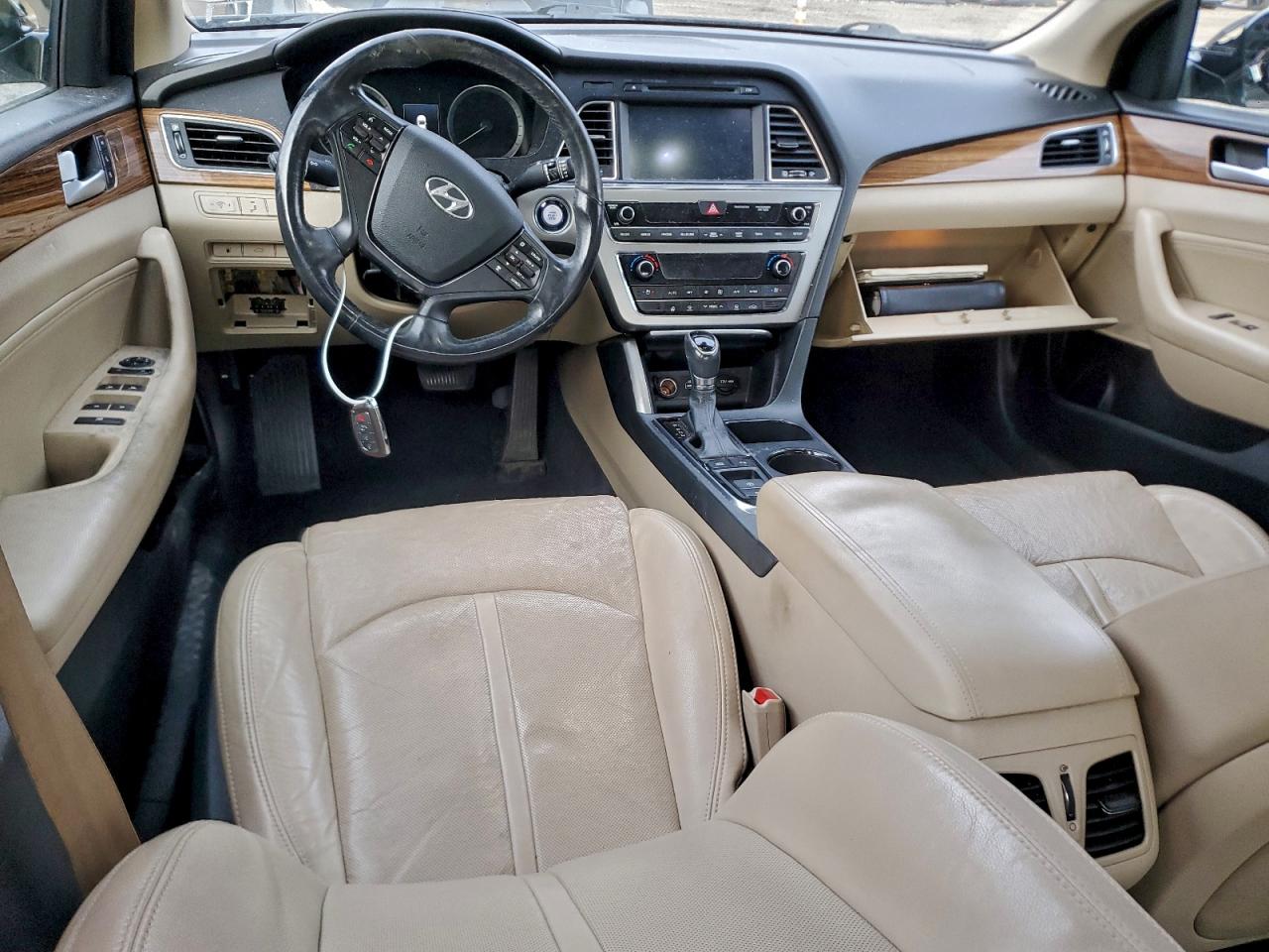 2015 HYUNDAI SONATA SPORT photo 8