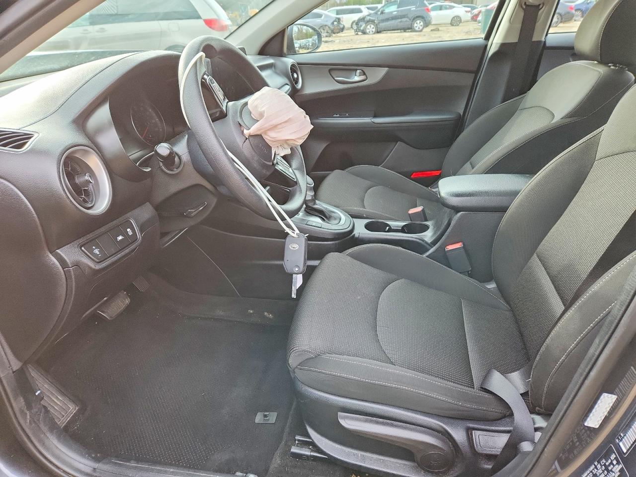 2021 KIA FORTE FE photo 13