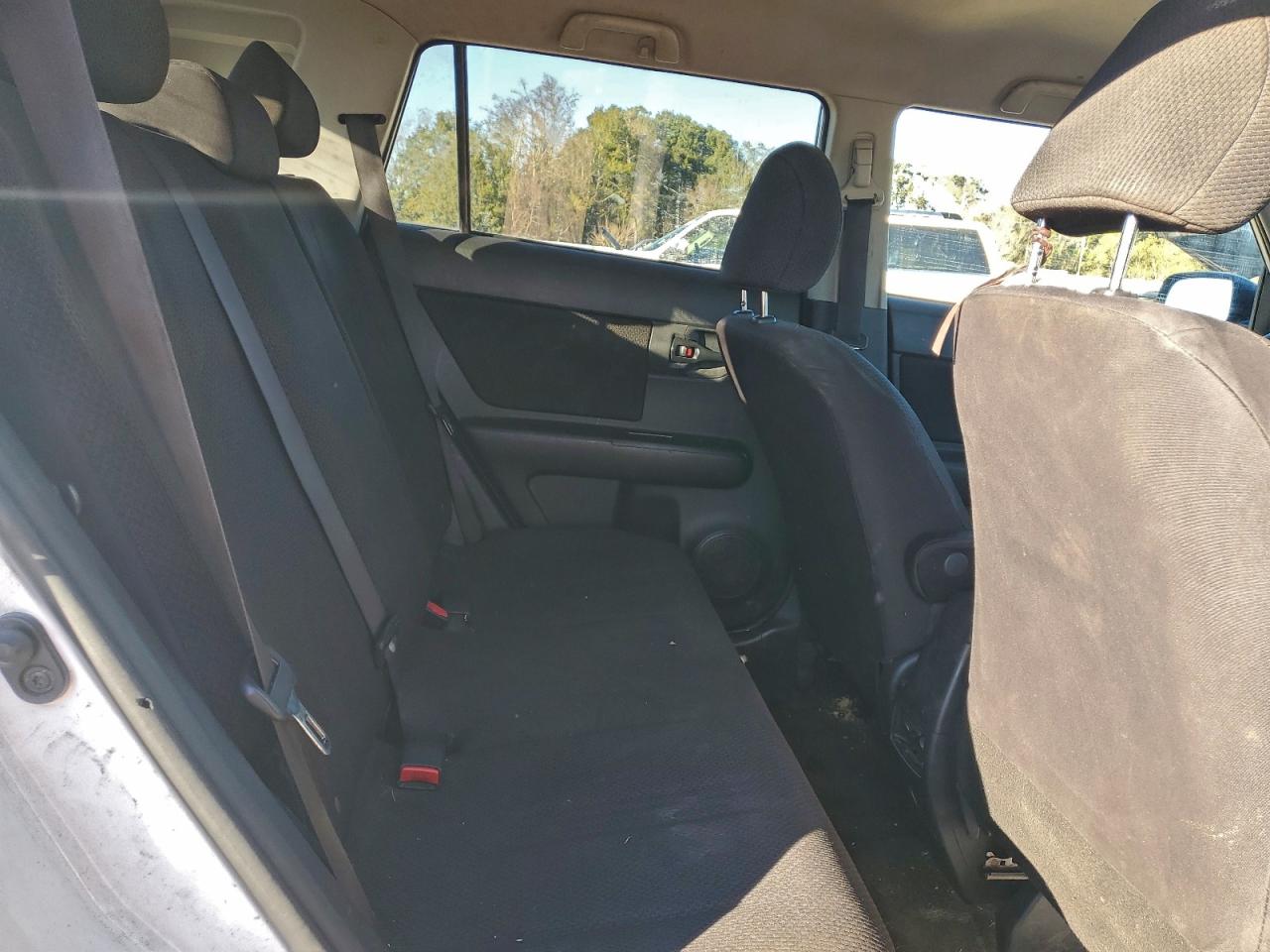2010 TOYOTA SCION XB photo 11