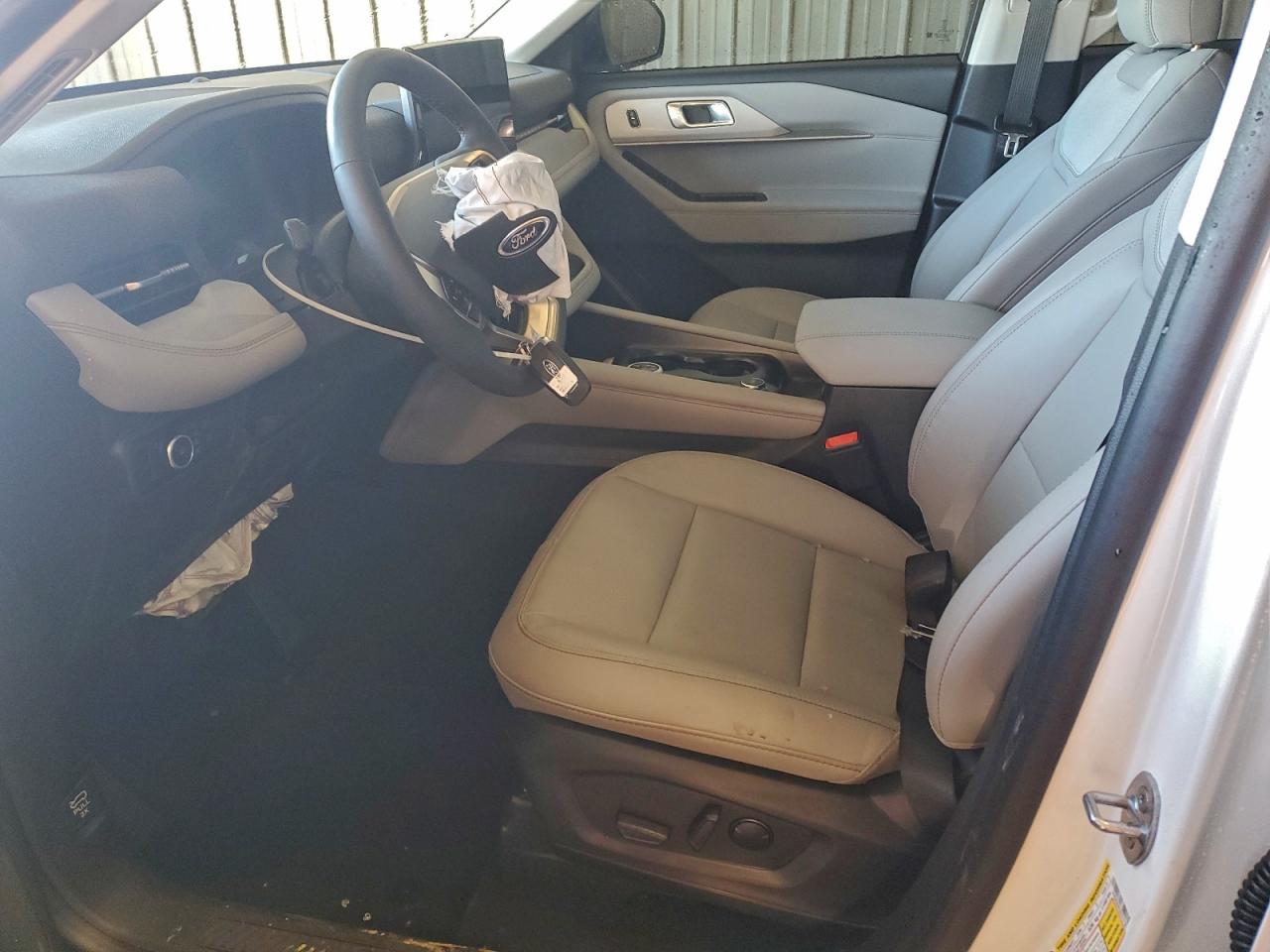 2025 FORD EXPLORER ACTIVE photo 13