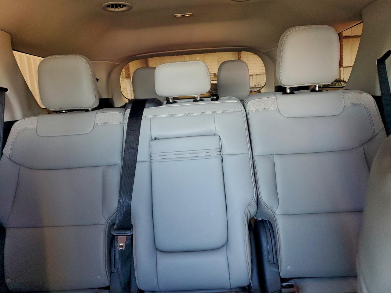 2025 FORD EXPLORER ACTIVE photo 19