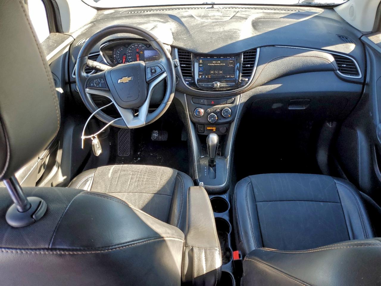 2018 CHEVROLET TRAX 1LT photo 15