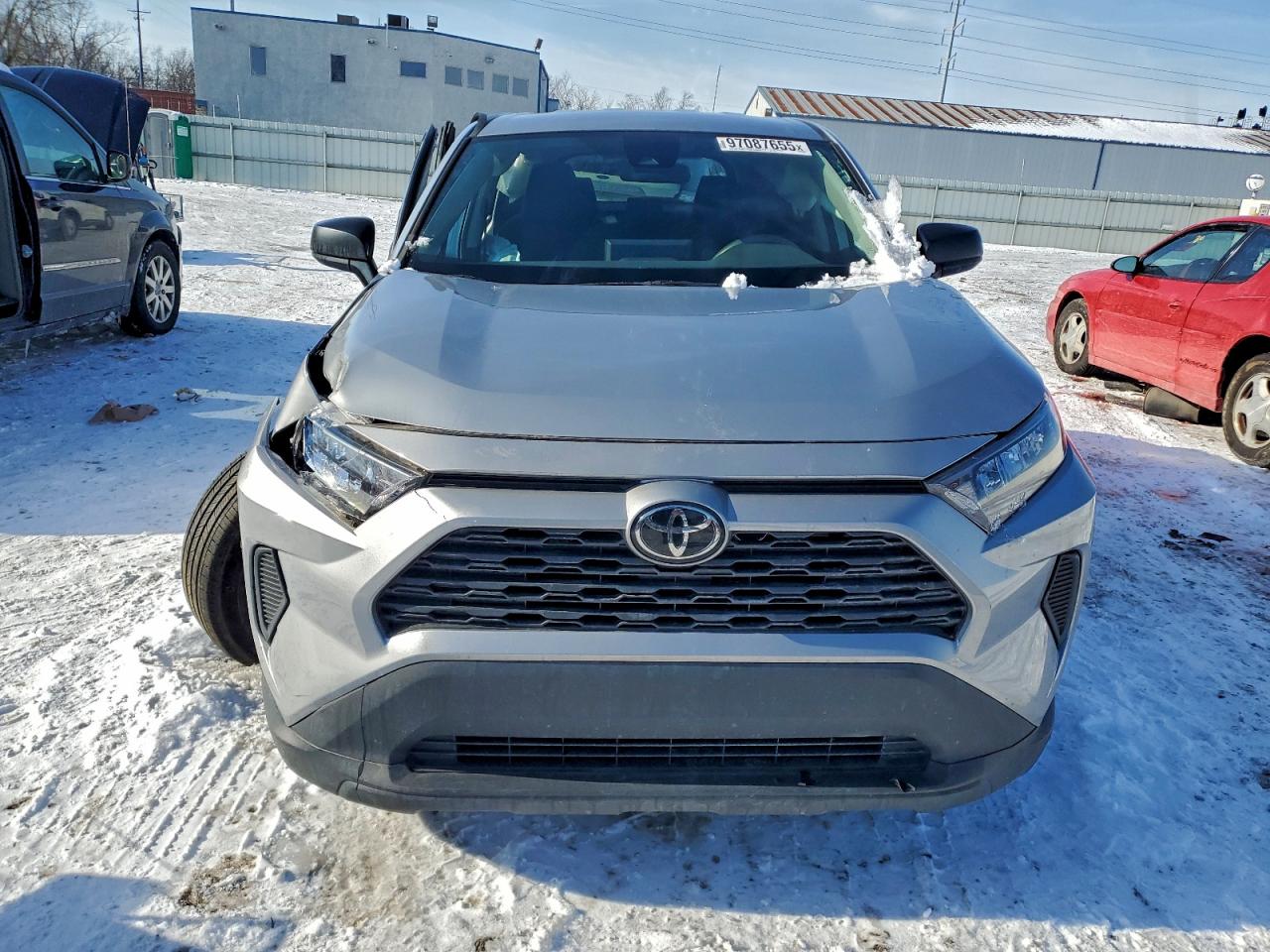 2022 TOYOTA RAV4 LE photo 5