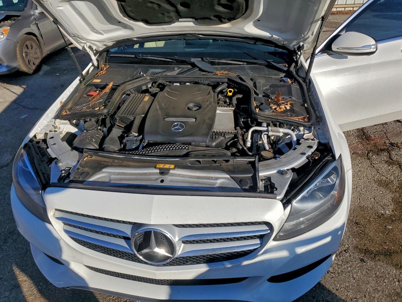 2015 MERCEDES-BENZ C 300 photo 11