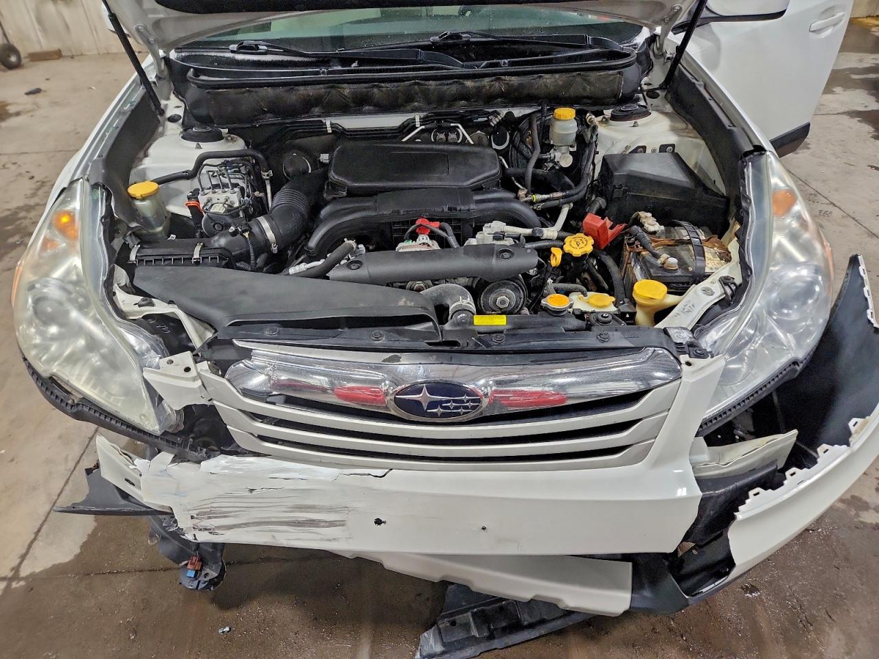 2010 SUBARU OUTBACK 2.5I PREMIUM photo 23