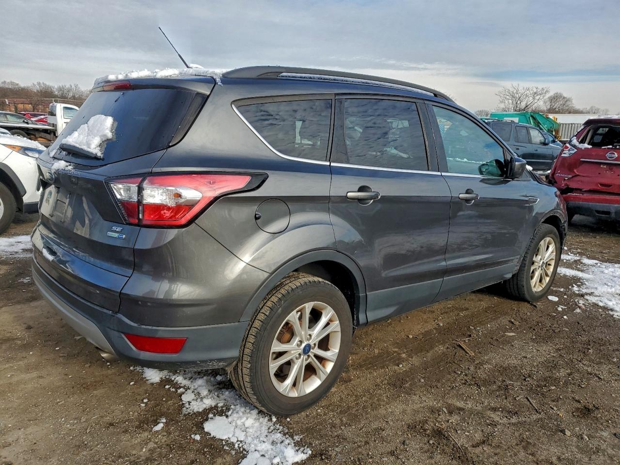 2018 FORD ESCAPE SE photo 7