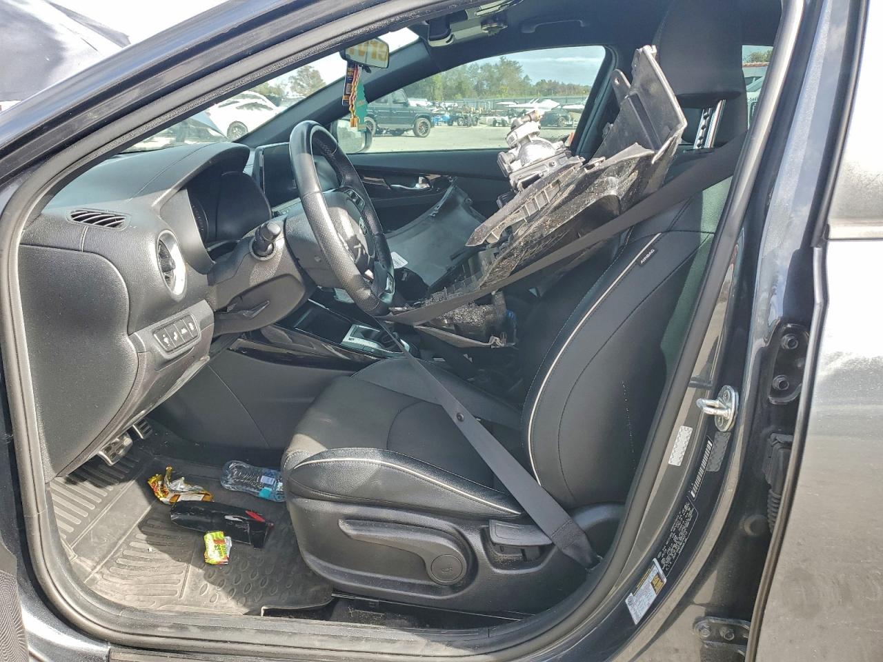 2021 KIA FORTE GT LINE photo 7