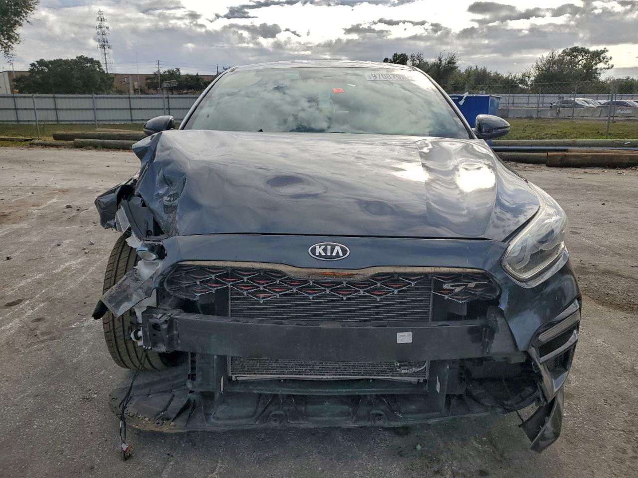 2021 KIA FORTE GT LINE photo 5
