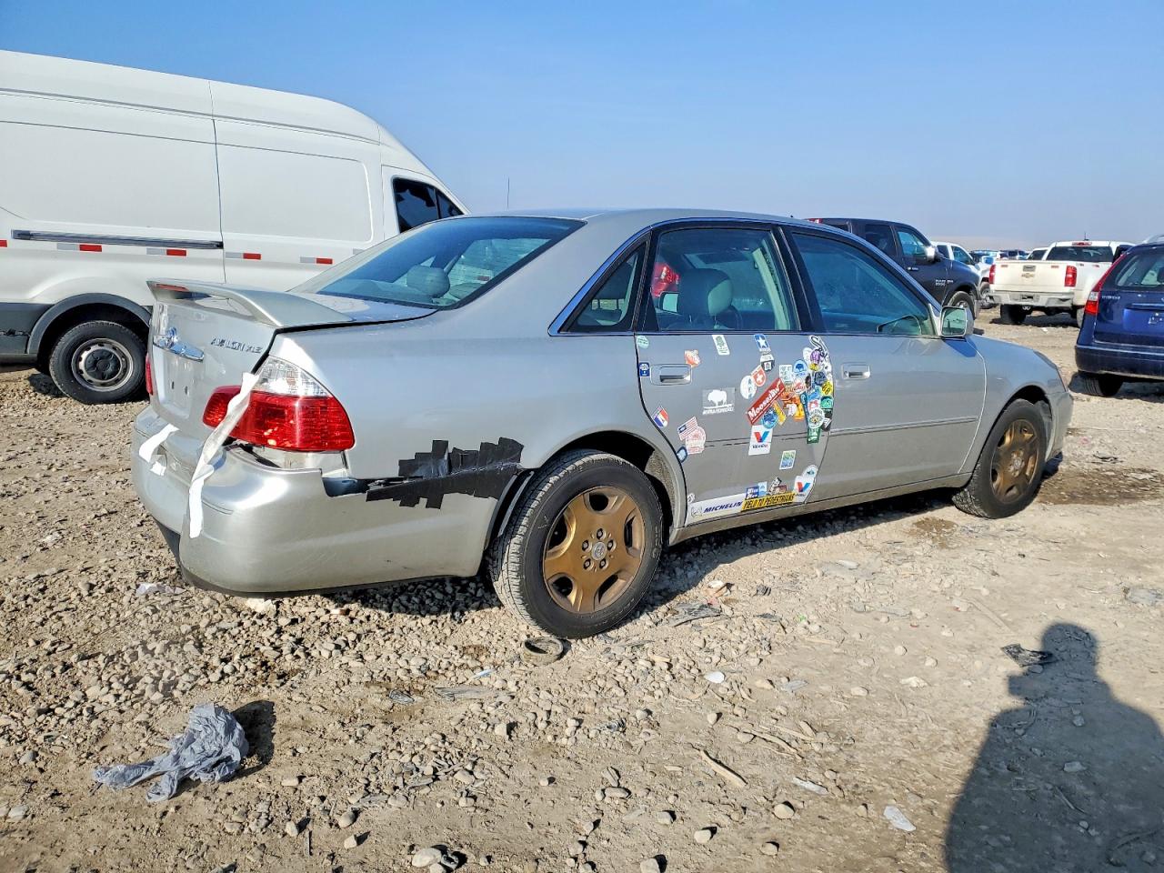 2004 TOYOTA AVALON XL photo 7