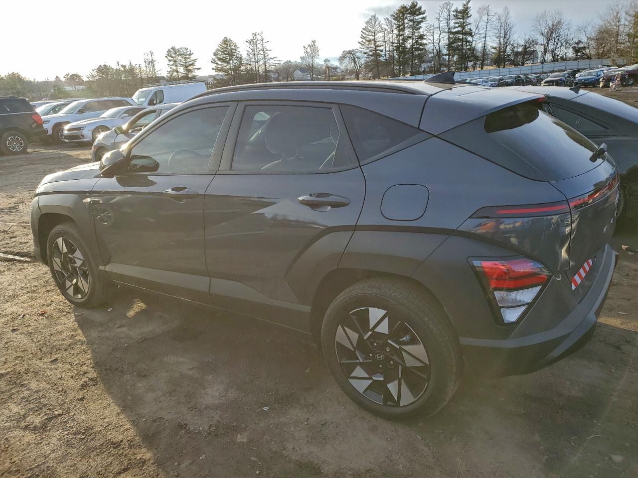 2024 HYUNDAI KONA SEL photo 3