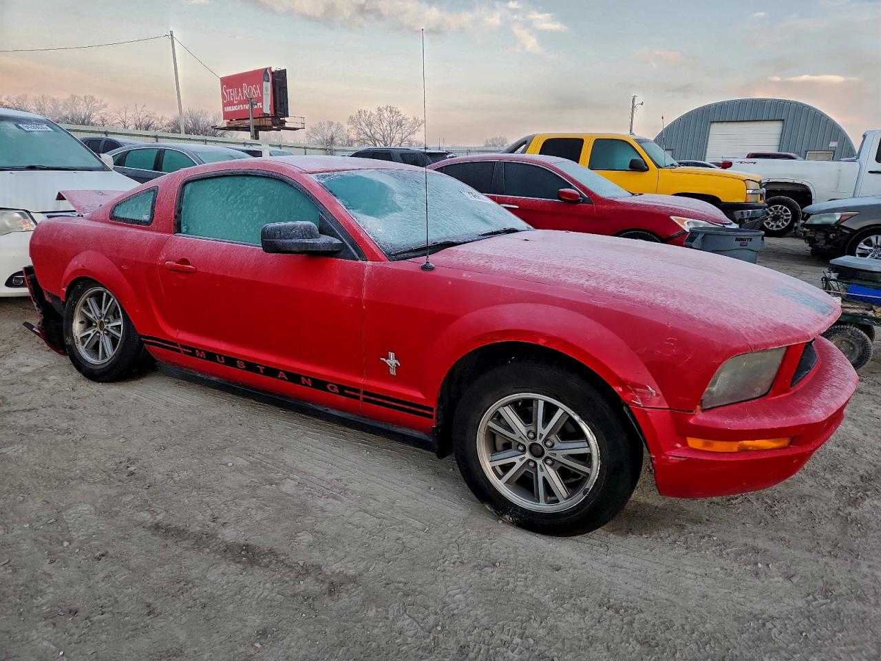 2005 FORD MUSTANG photo 10